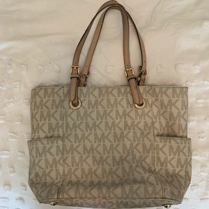 Michael Kors tote